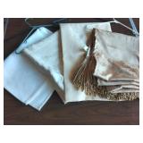 Table runners