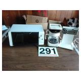 Toastmaster, coffee pot, sunbeam electric can