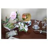 Hummingbirds, Cardinal waterball - musical,