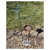 Metal hummingbird burger with  hook