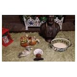 Lincoln bust, Artek duck dish, metal basket and