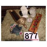 Wall hangings, pedestal and home decor