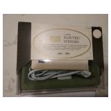 Vintage electric scissors - never used