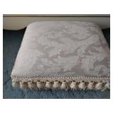 Small foot stool