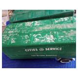 2 plastic trailers