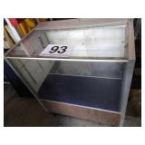 Display case - 36W x 41T x 24D - no key