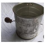 Vintage Bromwell sifter