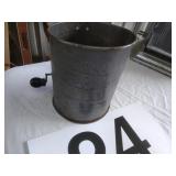 Vintage Bromwell sifter