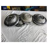 Chevy hub caps