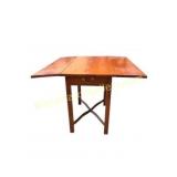 British Pembroke Table