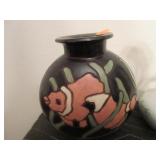 Miguel Suisa (Peru) pottery vase w/ fish design