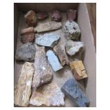 Lot: petrified wood, red jasper, pink w/ yellow
