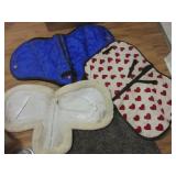 Nylon English saddle bag, 2 English saddle pads,