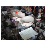 Von Lynn (CA) pottery child