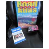 Maisto Pink Jeep Wrangler Rubicon toy w/ box,