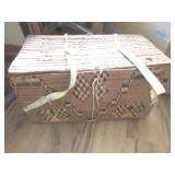 Antique Salish (Thompson River?) rectangular lid-