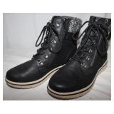 Never Worn Cliffs Boots Size 7.5M