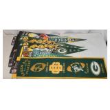 New 4 Green bay Packer Pendants & 1 banner