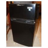 Criterion Mini Fridge/Freezer Combo, works