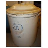 30 Gal 1915 Red Wing Union Stoneware Crock w/