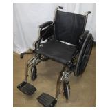 Invacare Wheel Chair Tracer SX5, 25.5"x31.5"x34"