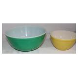 2 Pyrex Bowls: 1 Large Green,1 Small Yellow