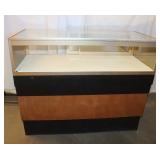 Lighted Display Cabinet, 48"x21"x40";