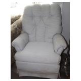 Swivel Rocking Chair, 32'x26'x39' w/