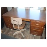 5 Drawer Wooden Desk & Chair 60'x34'x29