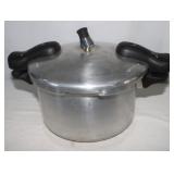 5 qt. Pressure Cooker Model Y22-451-00