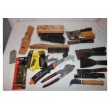 Wire Brushes, Carpet & Putty Knives, Scrappers,..