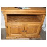 Wooden 2 Door Stand, 33.5'x19'x27';