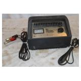 Schumacher Mo. 1012D-PE 10 AMP 12V Battery Charger