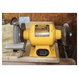 Dewalt 8' Bench Grinder Model DW758