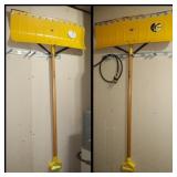 2 Heavy Duty Snow Shovels