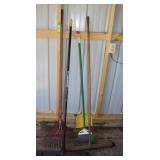 Yard rake, 2 blooms 24' , dust pan
