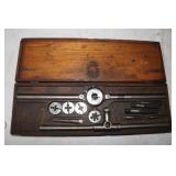Vintage Enders Tap and Die set