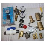 Air Pressure Gauges & Regulators