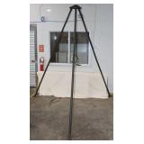 102't Tripod Deer Hoist Winch Lift with Gambrel