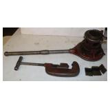 Ridgid No. 65-R Threader & 4 Sets of dies &