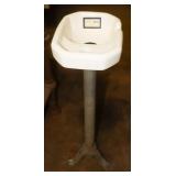 Kohler Pedestal Water Fountain 8"x12"30"