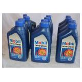 12 Mobil Drive Clean 5W-30 Motor Oil