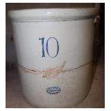 Red Wing 10-Gallon Stoneware Crock