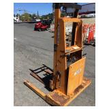 Blue Giant Electric Fork Lift