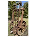 Antique RE Meyers & Bro Pump Jack