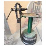 3.5" Post Vise