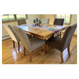 Kitchen Table w/ (6) Chairs