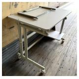 Mobile Computer Desk