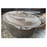 Lodge Cast Iron Dutch Oven 13"