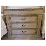 3-Drawer Chest of Drawers